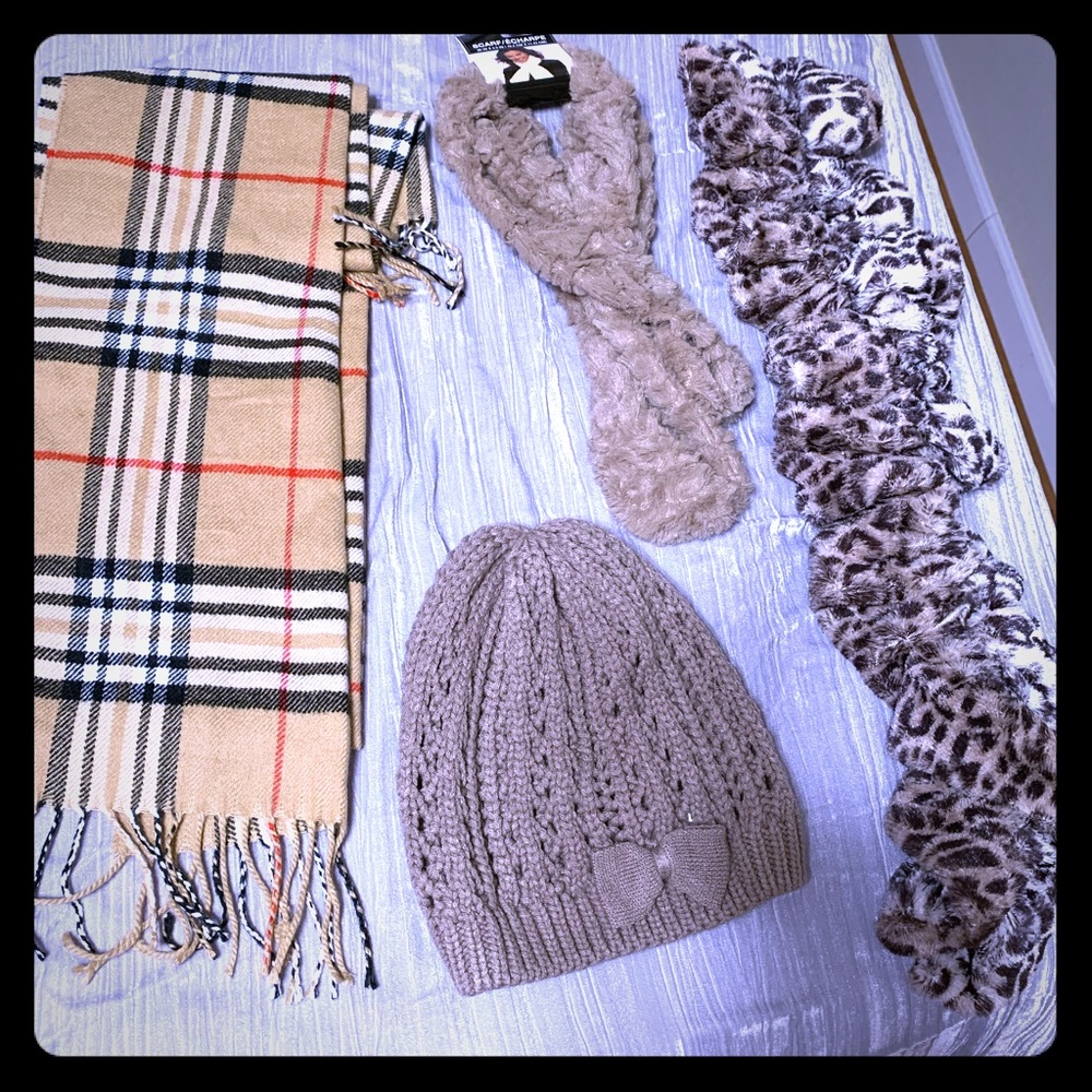 SOLD Scarves and Hat bundle  🧣